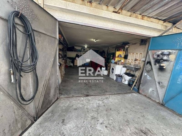 Гараж / Паркомясто в Хасково, Дружба 1 - 23 кв.м за 444 €/кв.м - Снимка #1