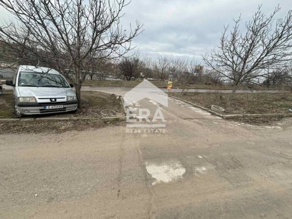 Парцел в Хасково, Промишлена зона - Юг - 450 кв.м за 114 €/кв.м - Снимка #1