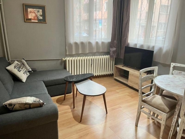 Дава се под наем Двустаен апартамент в София, Медицинска академия - 45 кв.м за 473.79 € - Снимка #1