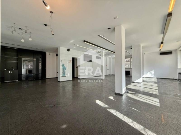 Дава се под наем Магазин в София, Иван Вазов - 274 кв.м за 1874.76 € - Снимка #1