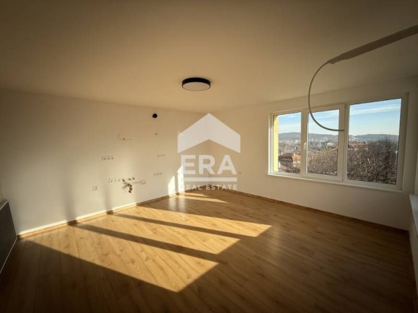 Двустаен апартамент в Варна, Виница - 61 кв.м за 1254 €/кв.м - Снимка #1