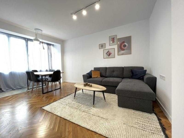 Дава се под наем Двустаен апартамент в Бургас, Лазур - 65 кв.м за 598.23 € - Снимка #1