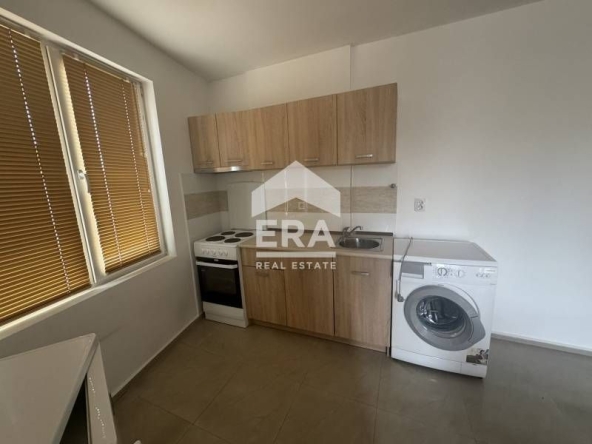 Дава се под наем Едностаен апартамент в Хасково, Център - 30 кв.м за 149.43 € - Снимка #1