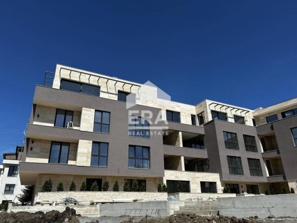 Четиристаен апартамент в Варна, Бриз - 165 кв.м за 1252 €/кв.м - Снимка #1