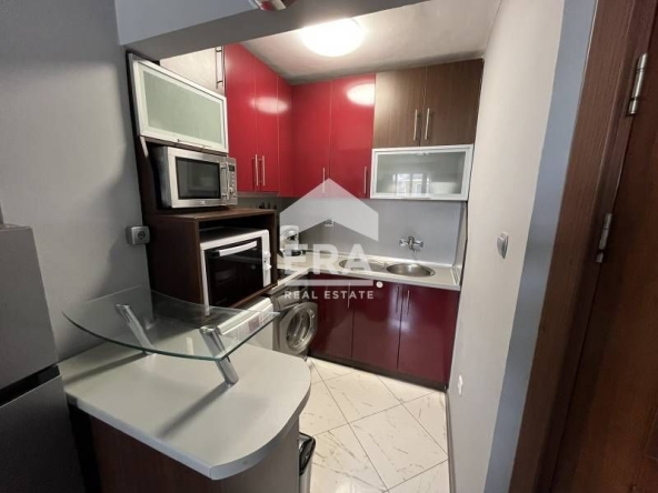 Дава се под наем Двустаен апартамент в Варна, Лятно кино Тракия - 48 кв.м за 433.5 € - Снимка #1