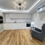 Дава се под наем Многостаен апартамент в Бургас, Център - 110 кв.м за 1495.83 € - Снимка #1