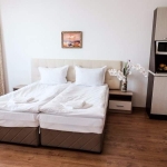 Дава се под наем Едностаен апартамент в Бургас, Славейков - 35 кв.м за 348.84 € - Снимка #1