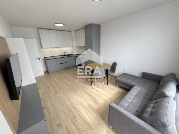 Двустаен апартамент в Варна, Младост 2 - 62 кв.м за 1543 €/кв.м - Снимка #1