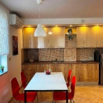 Двустаен апартамент в София, Бъкстон - 73 кв.м за 1439 €/кв.м - Снимка #1