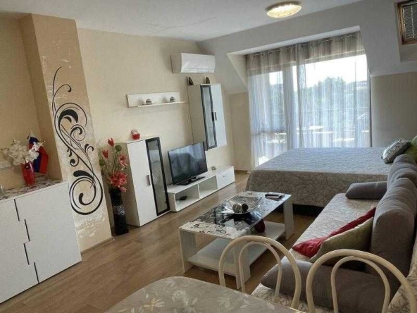 Дава се под наем Едностаен апартамент в Бургас, Сарафово - 42 кв.м за 459 € - Снимка #1