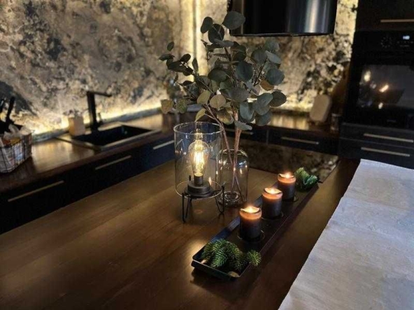 Тристаен апартамент в София, Свобода - 90 кв.м за 1612 €/кв.м - Снимка #1