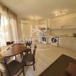 Дава се под наем Тристаен апартамент в Варна, Център - 73 кв.м за 560.49 € - Снимка #1
