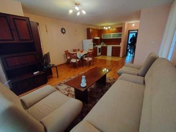 Дава се под наем Тристаен апартамент в Бургас, Възраждане - 100 кв.м за 510 € - Снимка #1