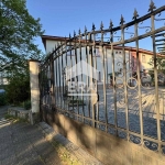 Магазин в Димитровград - 720 кв.м за 308 €/кв.м - Снимка #1