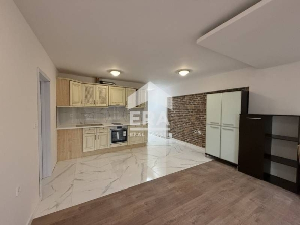Тристаен апартамент в Русе, Възраждане - 87 кв.м за 1343 €/кв.м - Снимка #1