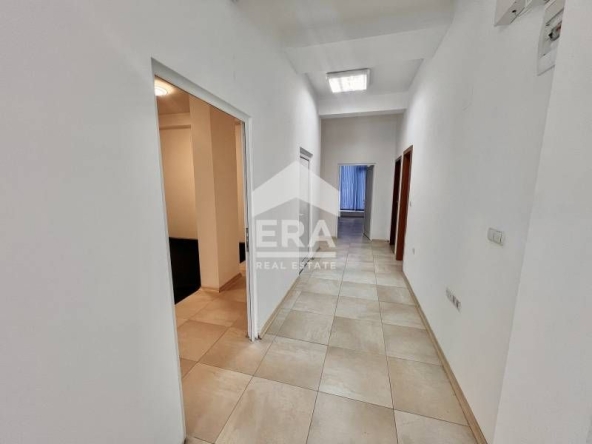 Дава се под наем Магазин в София, Манастирски ливади - 167 кв.м за 1196.97 € - Снимка #1