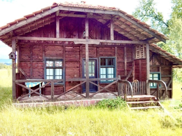 Земеделски имот в с. Лесидрен, Област Ловеч -  кв.м за 2842 €/дка - Снимка #1