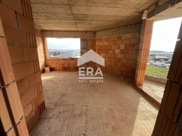 Двустаен апартамент в Варна, Кайсиева градина - 58 кв.м за 787 €/кв.м - Снимка #1