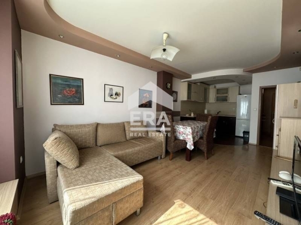 Дава се под наем Двустаен апартамент в Варна, Зимно кино Тракия - 60 кв.м за 648.21 € - Снимка #1