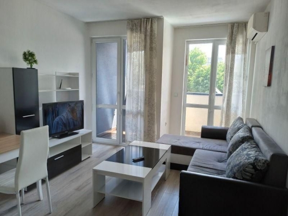 Дава се под наем Двустаен апартамент в София, Студентски град - 56 кв.м за 518.67 € - Снимка #1