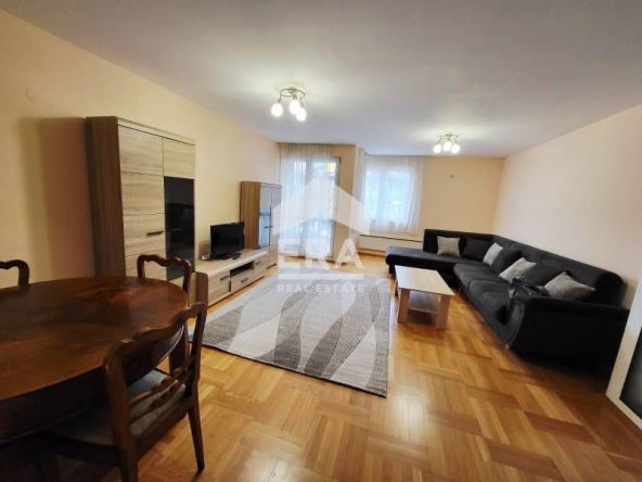 Дава се под наем Тристаен апартамент в София, Оборище - 100 кв.м за 757.86 € - Снимка #1