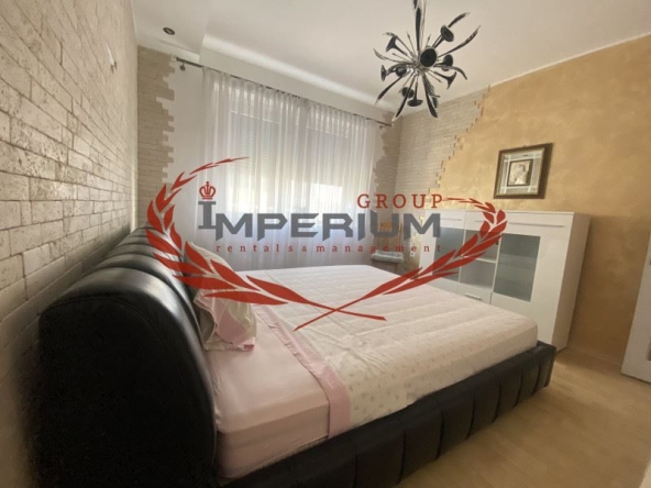 Дава се под наем Четиристаен апартамент в Варна, Базар Левски - 90 кв.м за 459 € - Снимка #1