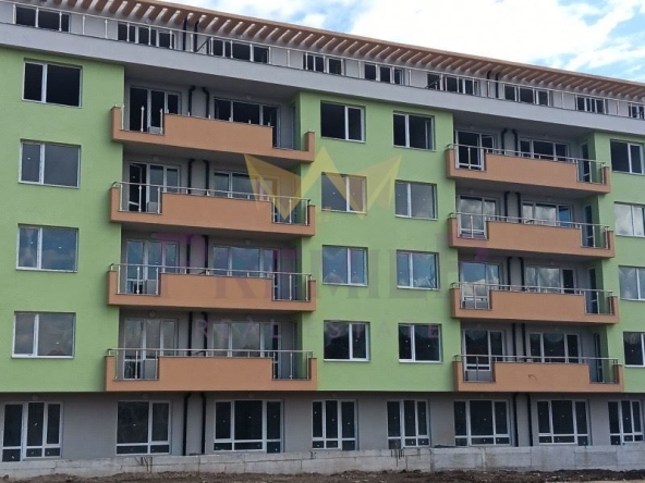 Двустаен апартамент в Пловдив, Южен - 65 кв.м за 753 €/кв.м - Снимка #1