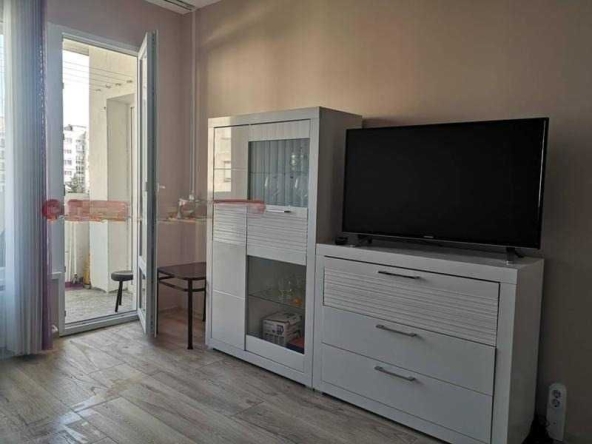 Дава се под наем Едностаен апартамент в София, Дружба 2 - 48 кв.м за 306 € - Снимка #1