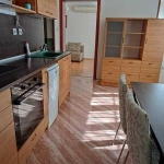 Дава се под наем Двустаен апартамент в Бургас, Център - 120 кв.м за 714 € - Снимка #1