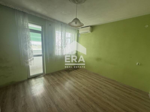 Четиристаен апартамент в Русе, Широк център - 97 кв.м за 747 €/кв.м - Снимка #1