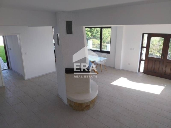 Къща в Балчик - 160 кв.м за 1562 €/кв.м - Снимка #1