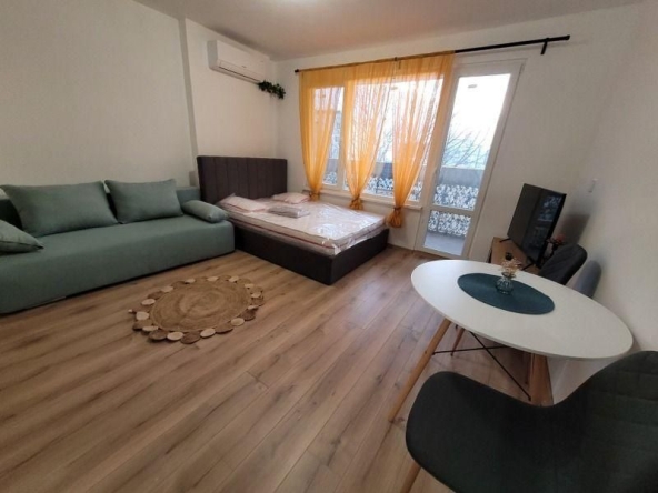 Дава се под наем Едностаен апартамент в София, Люлин 7 - 40 кв.м за 458.49 € - Снимка #1