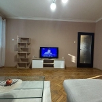 Дава се под наем Тристаен апартамент в София, Гео Милев - 92 кв.м за 727.77 € - Снимка #1