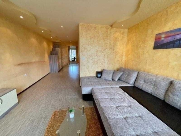 Дава се под наем Едностаен апартамент в София, Център - 60 кв.м за 382.5 € - Снимка #1