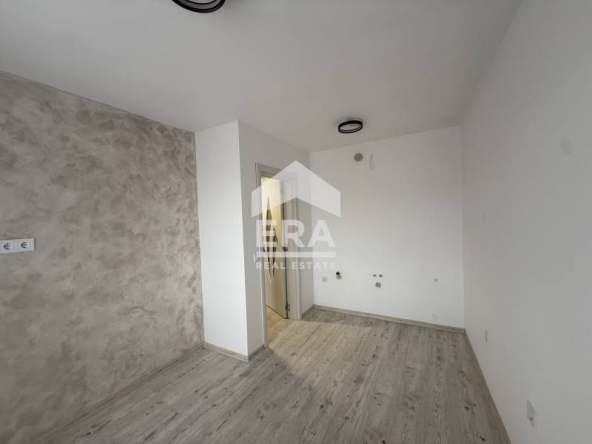 Двустаен апартамент в Варна, Погреби - 38 кв.м за 1435 €/кв.м - Снимка #1