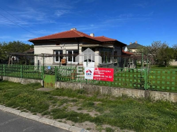 Къща в с. Стефаново, Област Добрич - 70 кв.м за 328 €/кв.м - Снимка #1