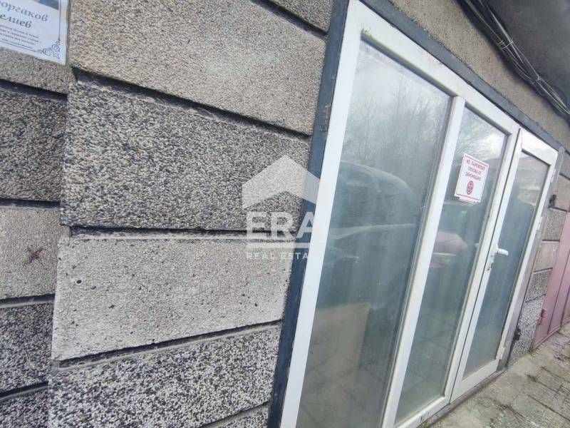 Склад в Хасково, Училищни - 80 кв.м за 243 €/кв.м - Снимка #1