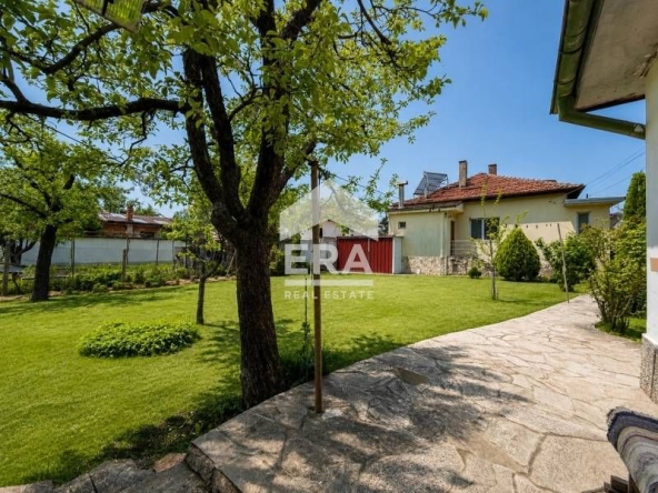 Къща в Сливница - 210 кв.м за 629 €/кв.м - Снимка #1