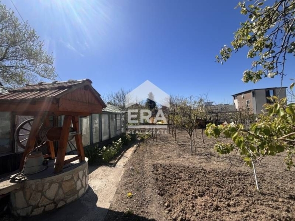 Парцел в Варна, Изгрев - 502 кв.м за 85 €/кв.м - Снимка #1