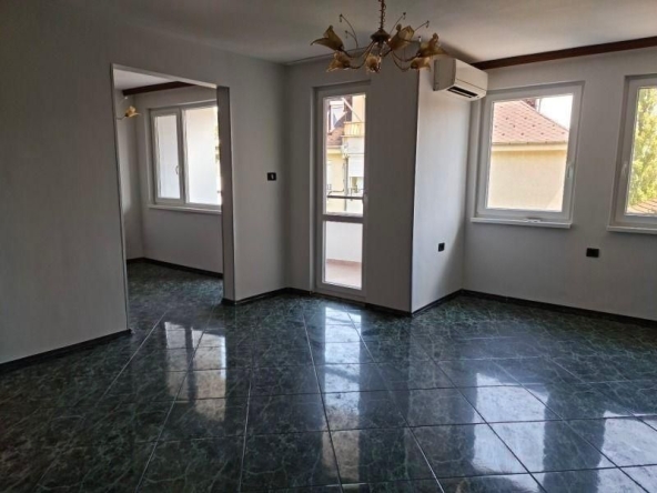 Тристаен апартамент в София, Редута - 148 кв.м за 1292 €/кв.м - Снимка #1