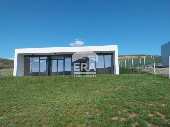 в с. Църква, Област Добрич -  кв.м за 0 €/ - Снимка #1