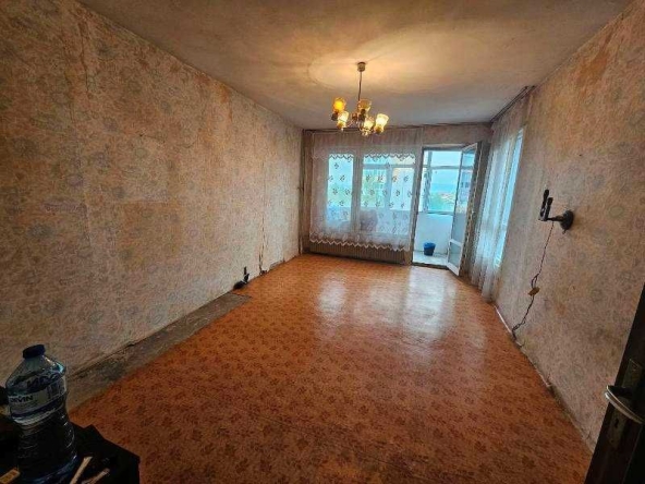 Тристаен апартамент в Благоевград, Освобождение - 75 кв.м за 694 €/кв.м - Снимка #1