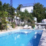 Дава се под наем  в к.к. Св.Св. Константин и Елена - 20 кв.м за 178.5 € - Снимка #1