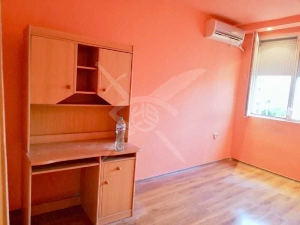 Двустаен апартамент в Бургас, Зорница - 52 кв.м за 1443 €/кв.м - Снимка #1