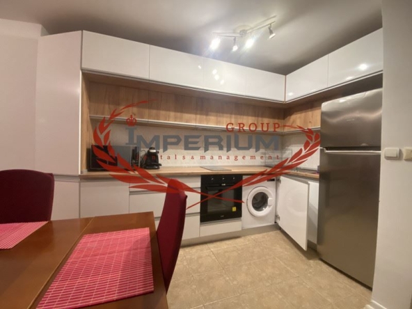 Дава се под наем Тристаен апартамент в Варна, Окръжна болница - 95 кв.м за 816 € - Снимка #1