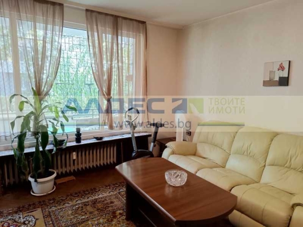 Тристаен апартамент в София, Славия - 95 кв.м за 3137 €/кв.м - Снимка #1
