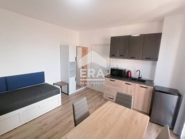 Дава се под наем Двустаен апартамент в Поморие - 57 кв.м за 385 € - Снимка #1