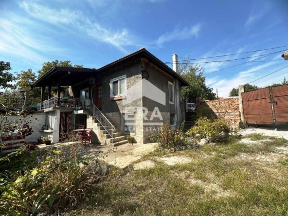 Къща в с. Червена вода, Област Русе - 105 кв.м за 472 €/кв.м - Снимка #1