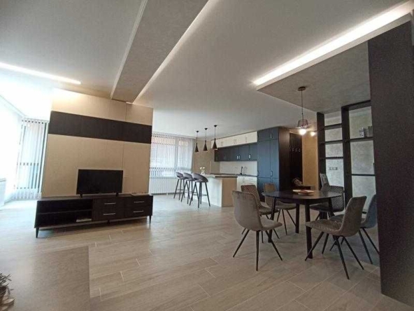 Тристаен апартамент в София, Надежда 2 - 101 кв.м за 1773 €/кв.м - Снимка #1