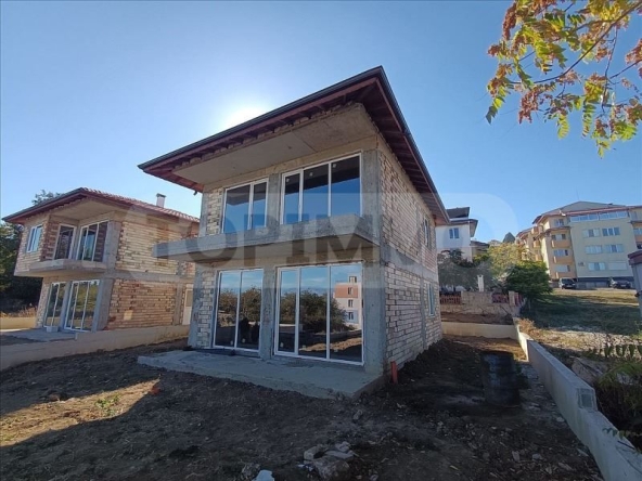 Къща в Бяла - 133 кв.м за 1226 €/кв.м - Снимка #1